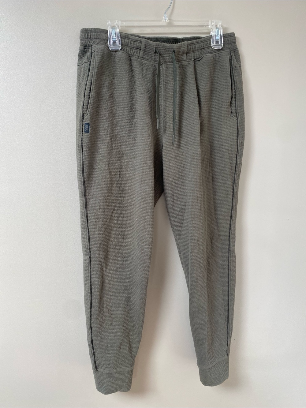 RHONE Rhone Tribeca Tech Jogger Olive Green Knit Jogger Sweatpants